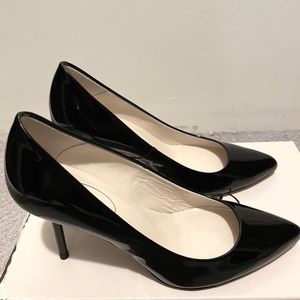 NIB Browns Black Patent Pump Shoes Heels Size 6